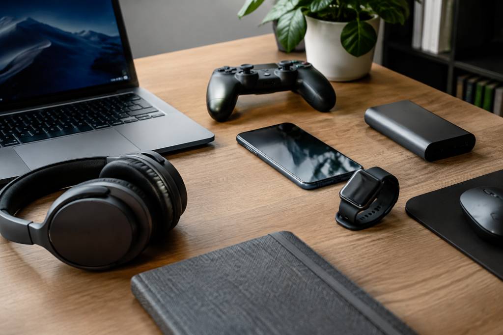 Geek accessoires : les indispensables pour équiper son quotidien avec style